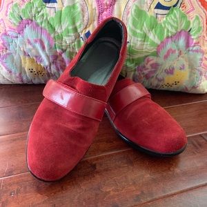 Red Naot Loafer. Size 8